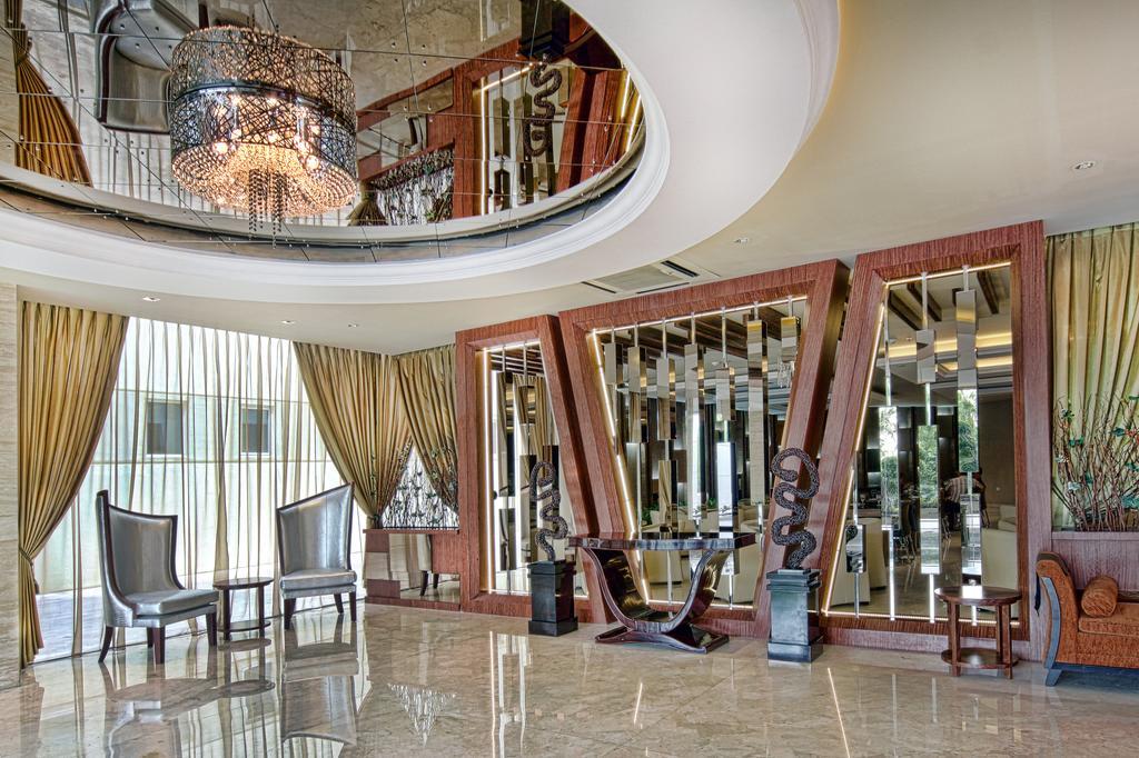 Grand Delta Hotell Medan Eksteriør bilde