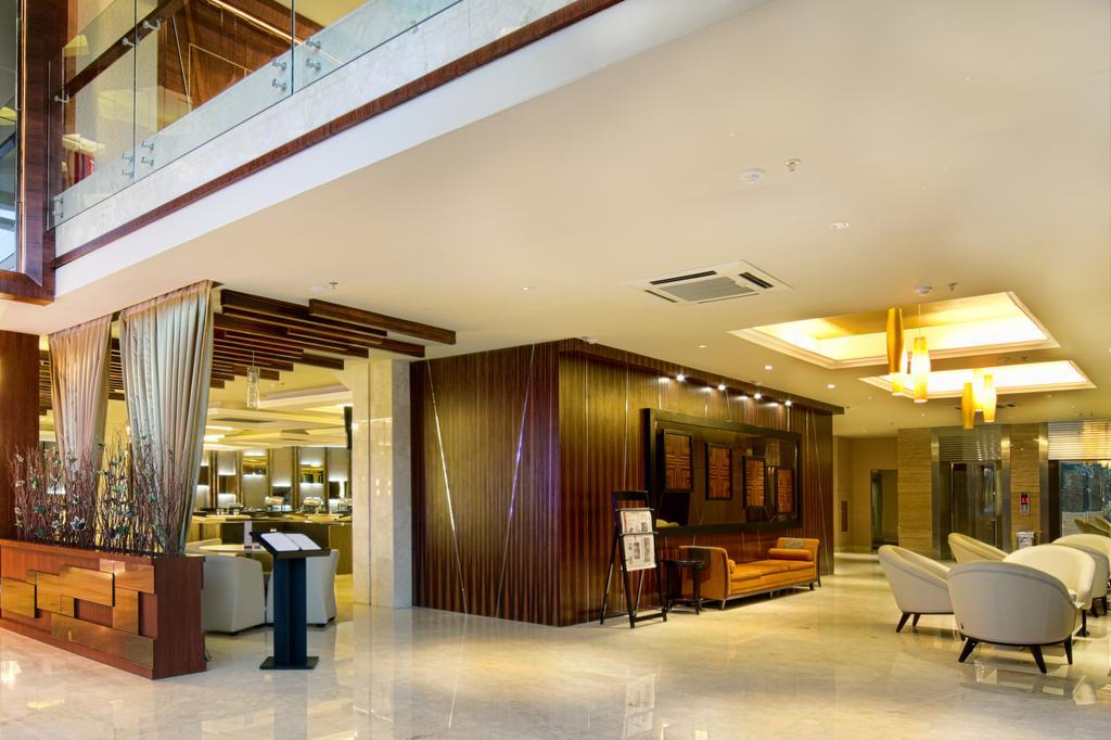 Grand Delta Hotell Medan Eksteriør bilde
