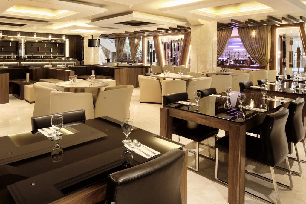 Grand Delta Hotell Medan Eksteriør bilde